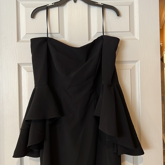 Dress - Picture 3 of 6